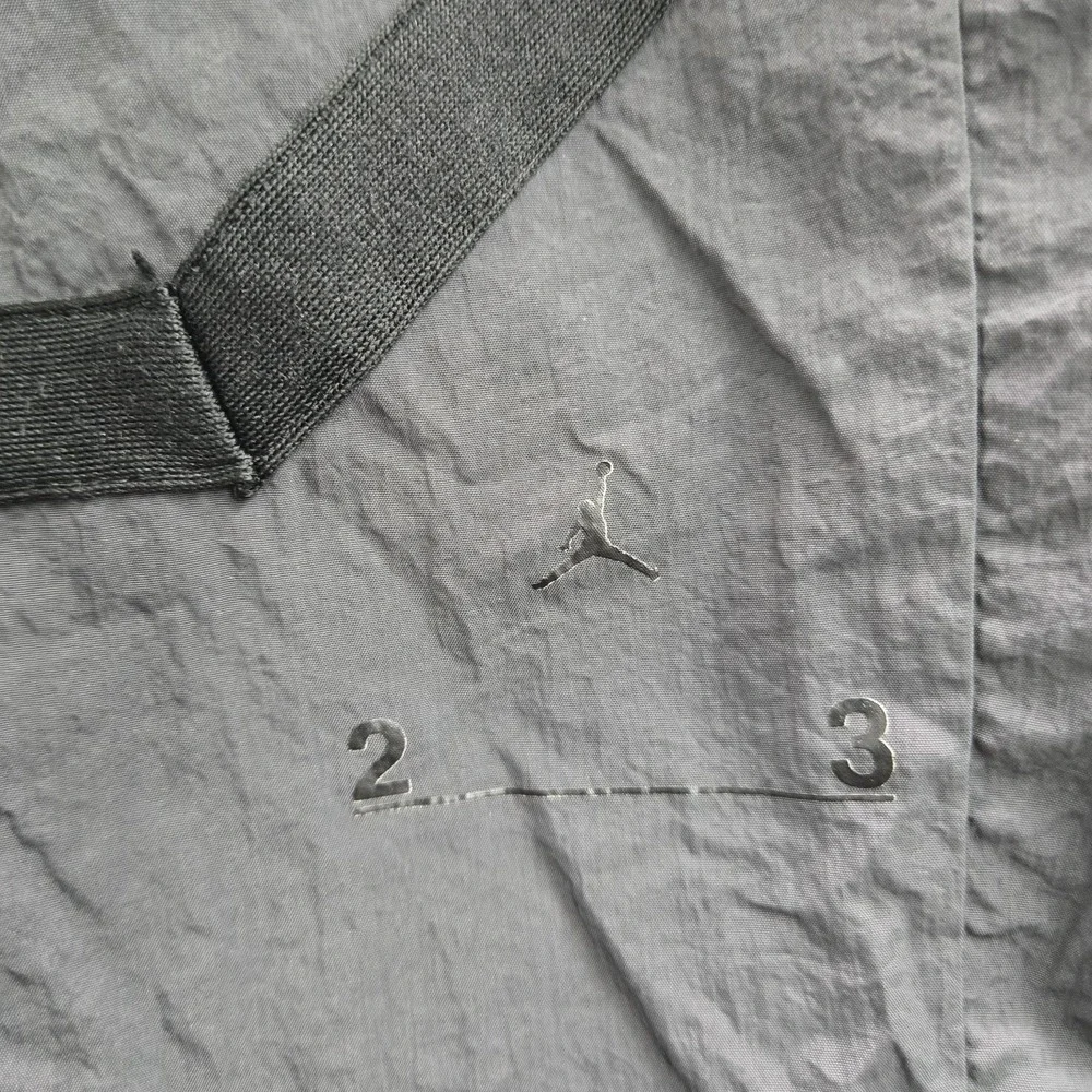 Jordan Men Activewear Pants M Gray Jumpman Embroidery Windbreaker 23 Engineered